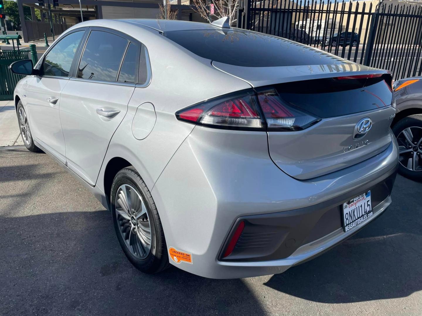2020 SILVER /GRAY Hyundai Ioniq Plug-In Hybrid (KMHC75LD7LU) , located at 744 E Miner Ave, Stockton, CA, 95202, (209) 944-5770, 37.956863, -121.282082 - Photo#13